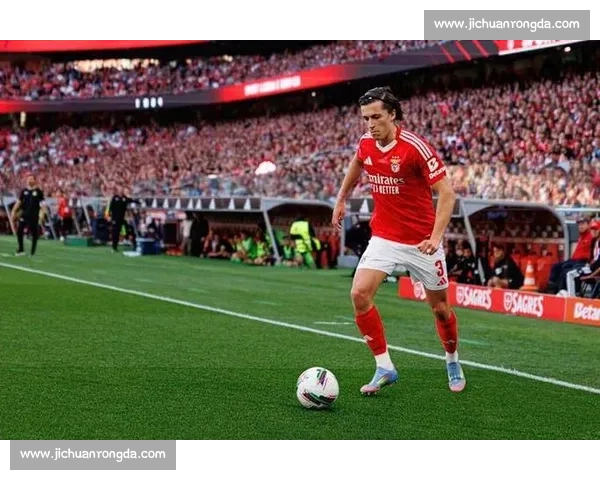 本菲卡官宣阿尔瓦罗离队！皇马 5000 万欧解约金谈判进入关键阶段