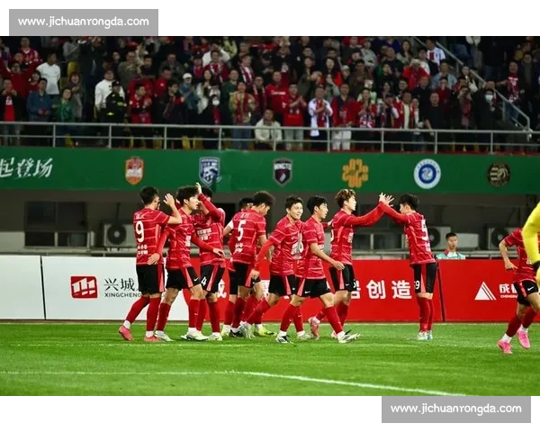 85 万球迷赴蓉!成都 “金牌球市” 的流量变留量密码 85 万球迷赴蓉!成都 “金牌球市” 的流量变留量密码